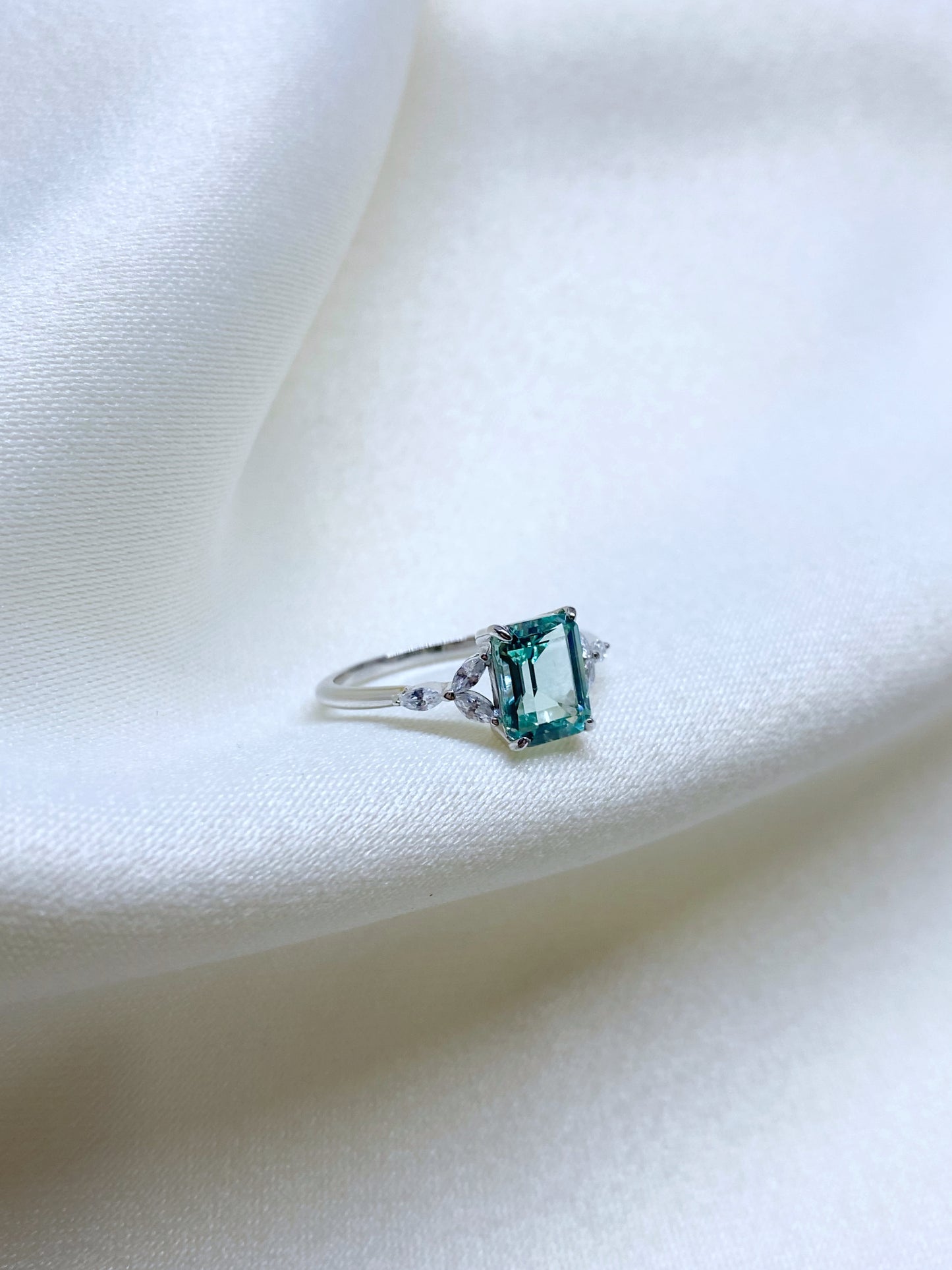 Anillo Valentina Green