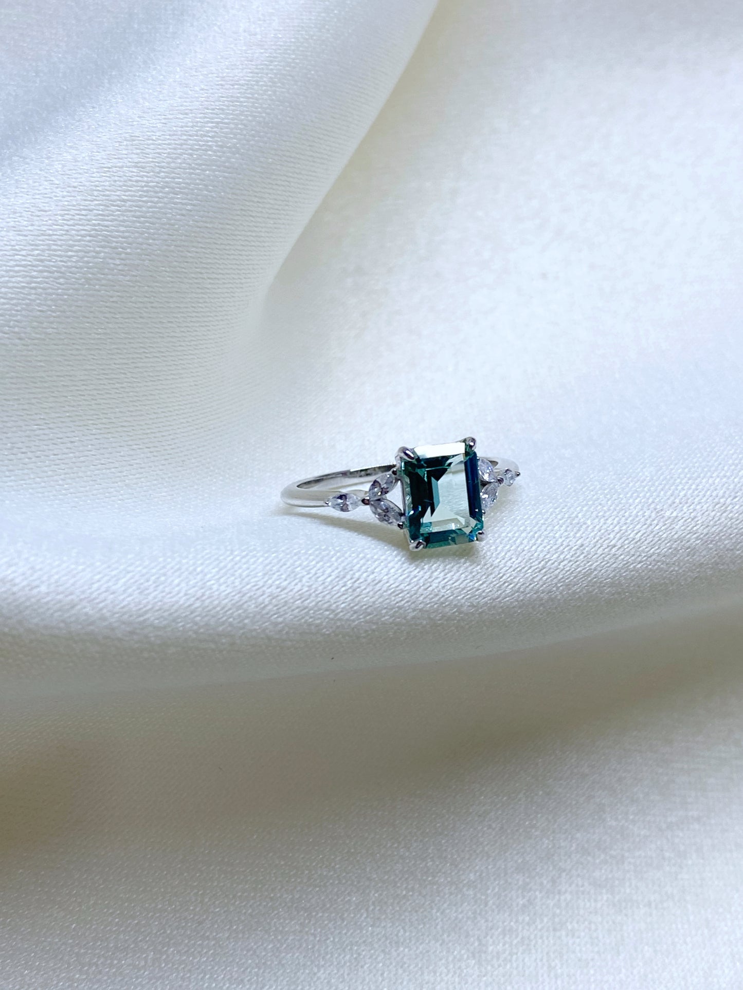 Anillo Valentina Green