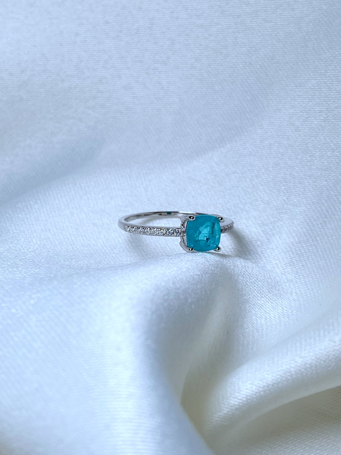 Anillo Leticia