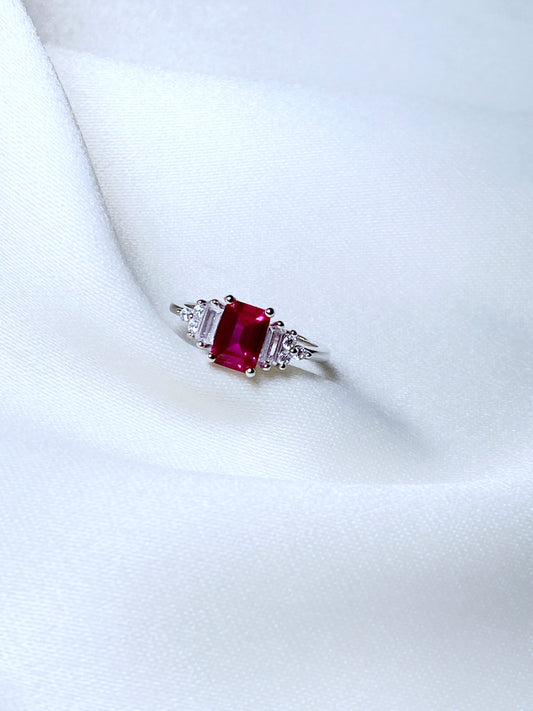 Anillo Miranda