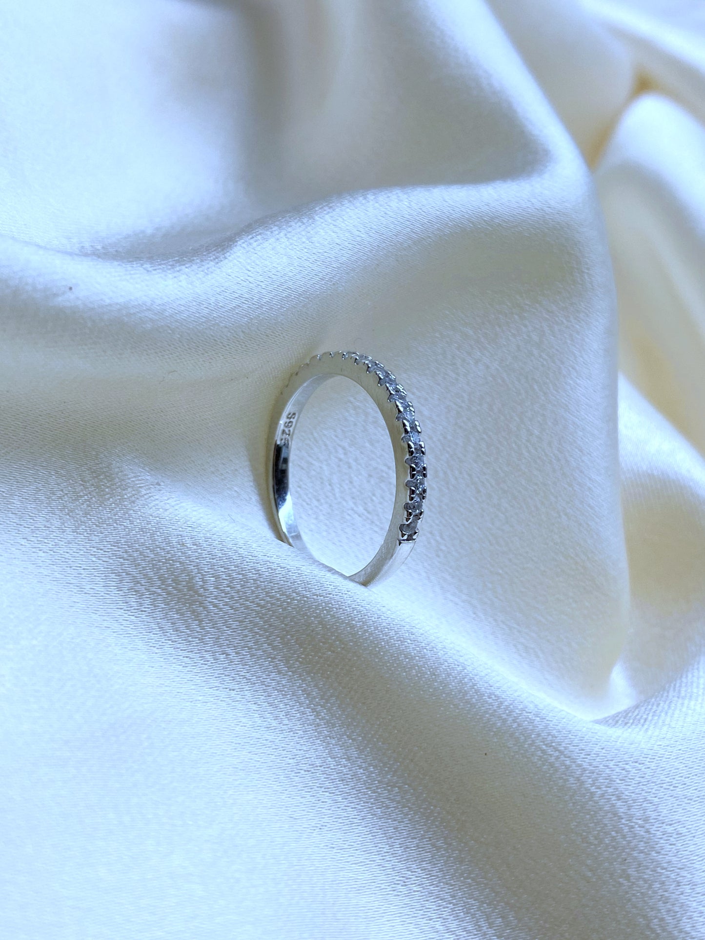 Anillo Eternity