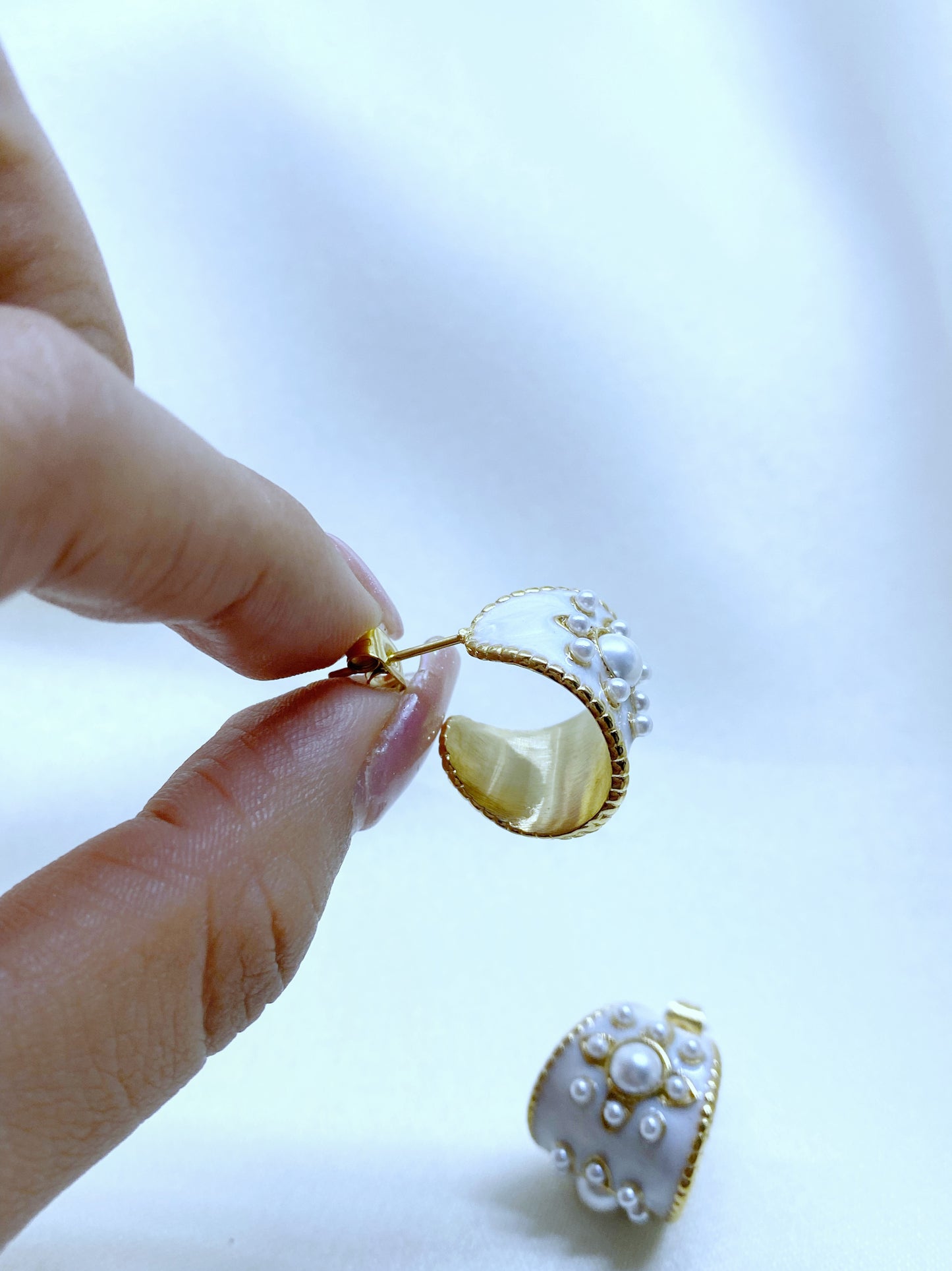 Argollitas con perlitas Sol