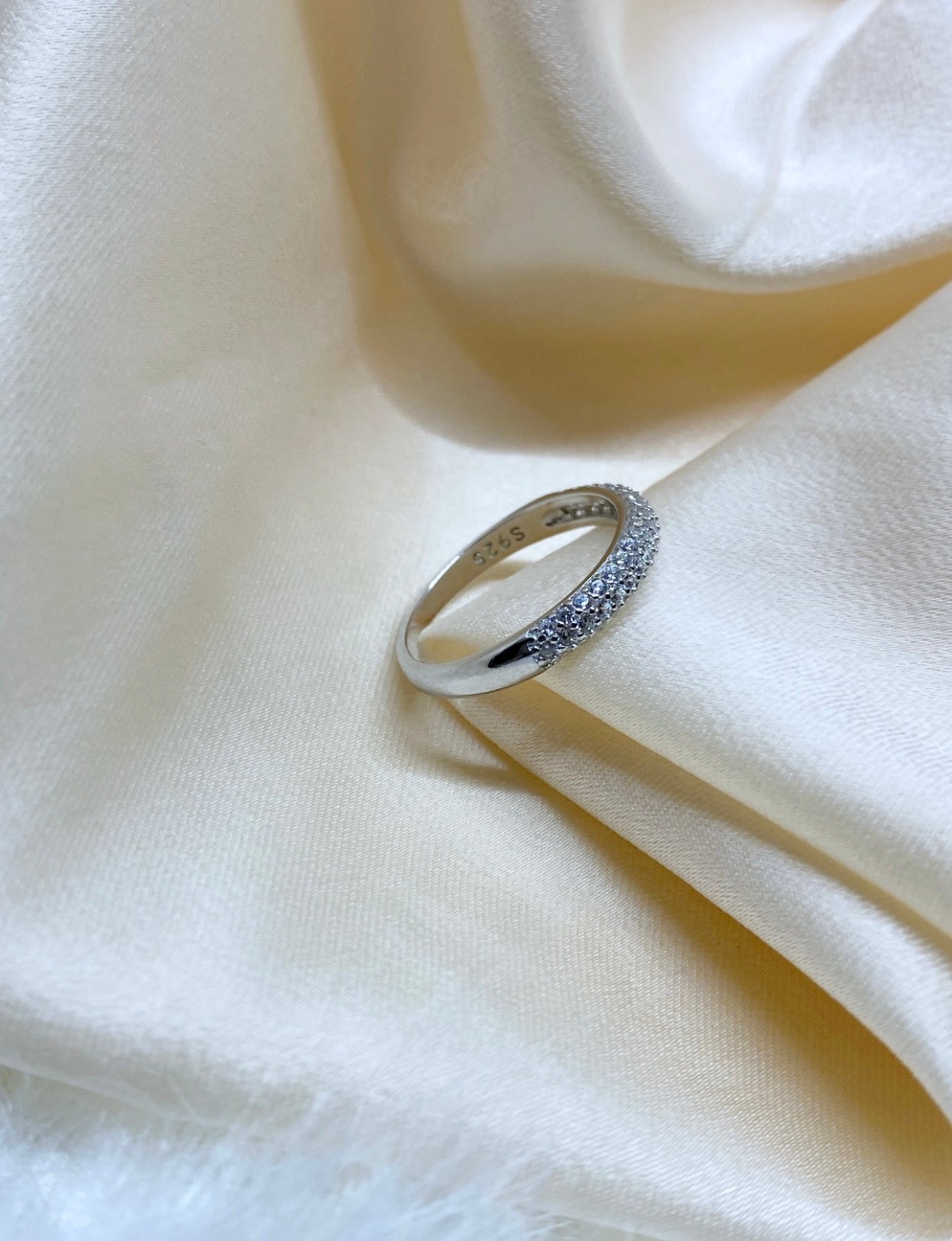Anillo Dalia