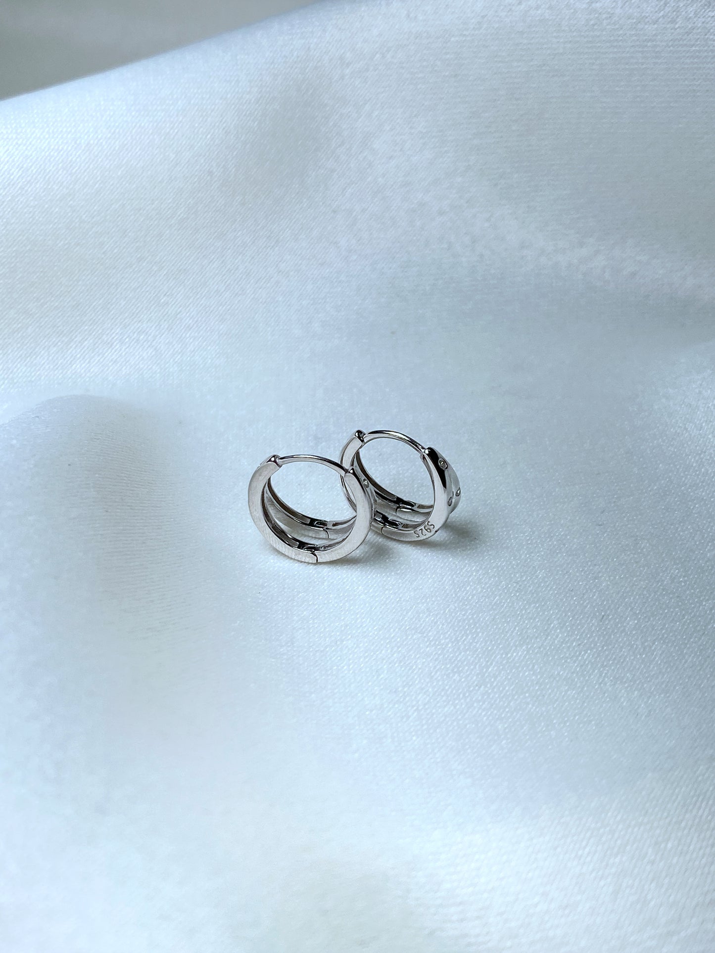 Argollitas mini y circonias