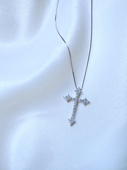 Cadenita Cruz circonias