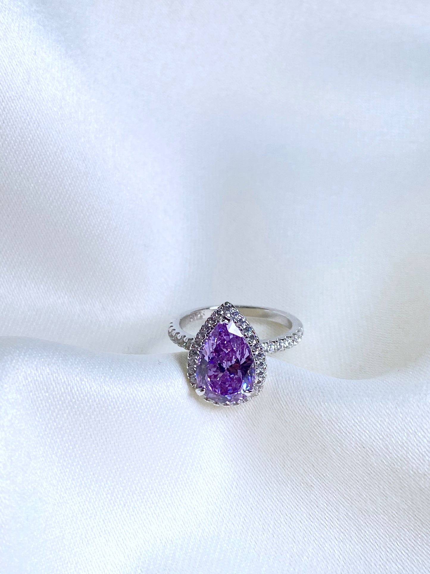 Anillo Evania