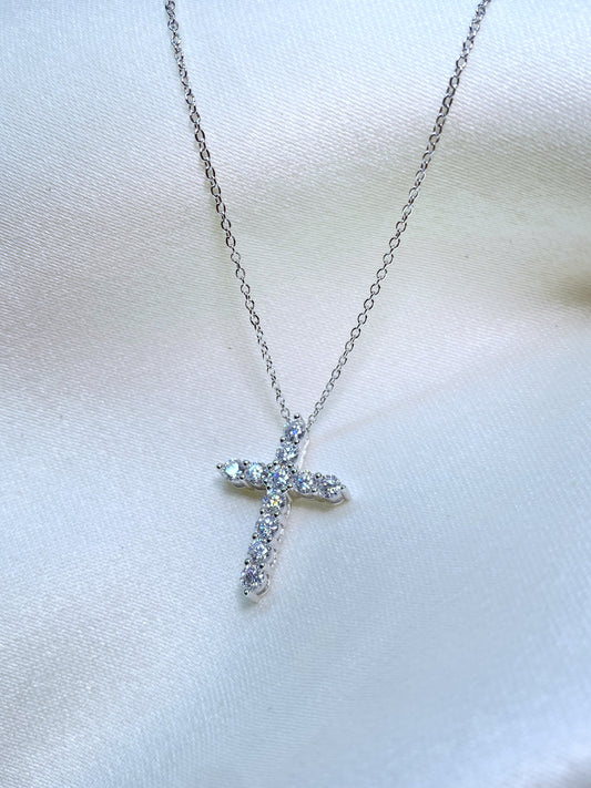 Cadenita Cruz Moissanitas