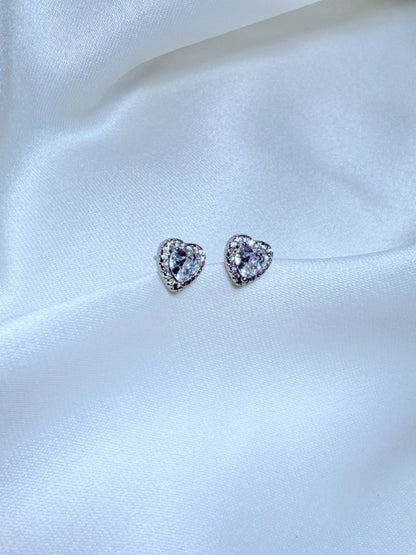 Aretes Amore