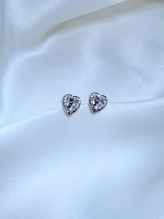 Aretes Amore