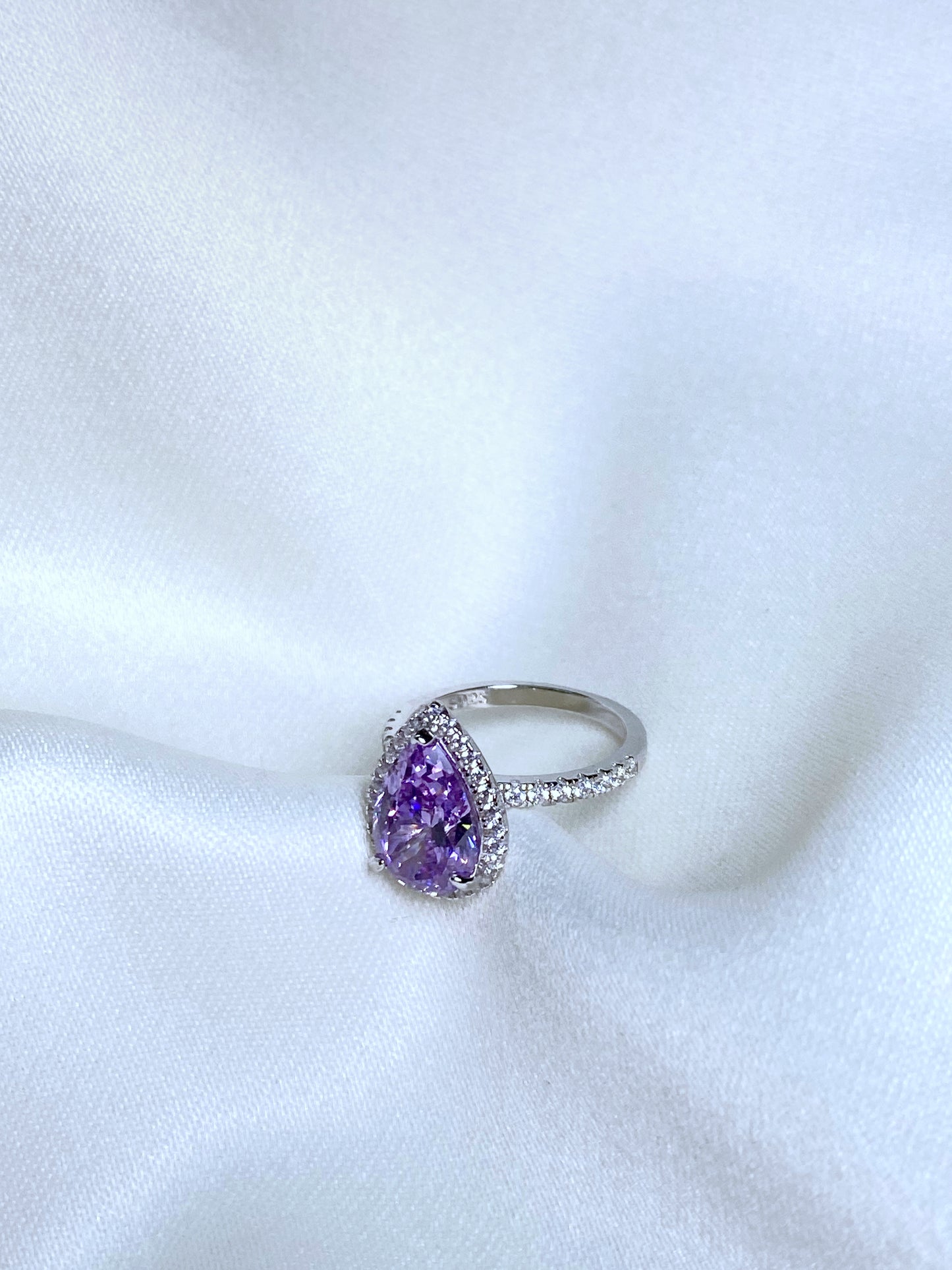 Anillo Evania