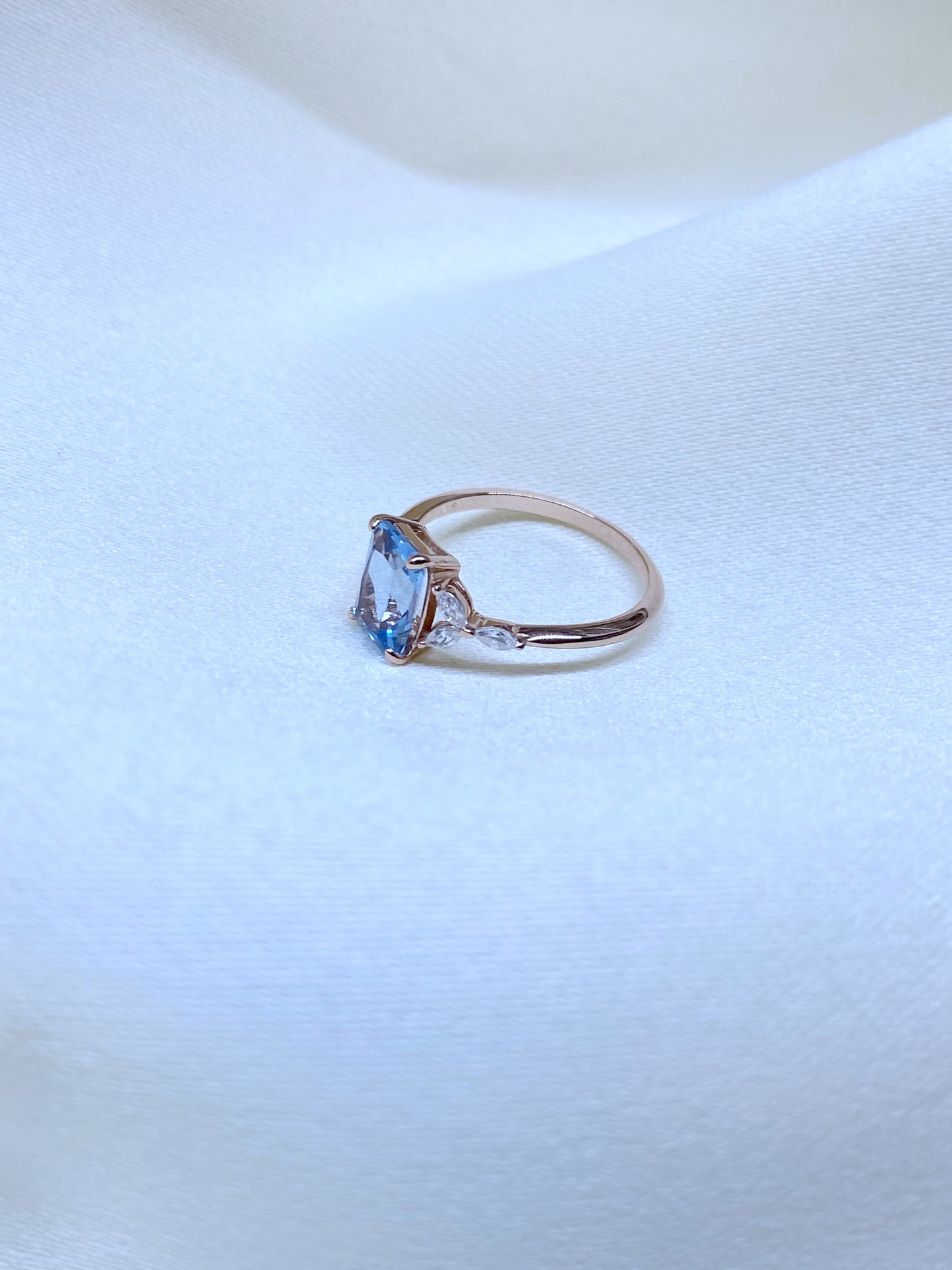 Anillo Valentina Sky Blue Rose gold