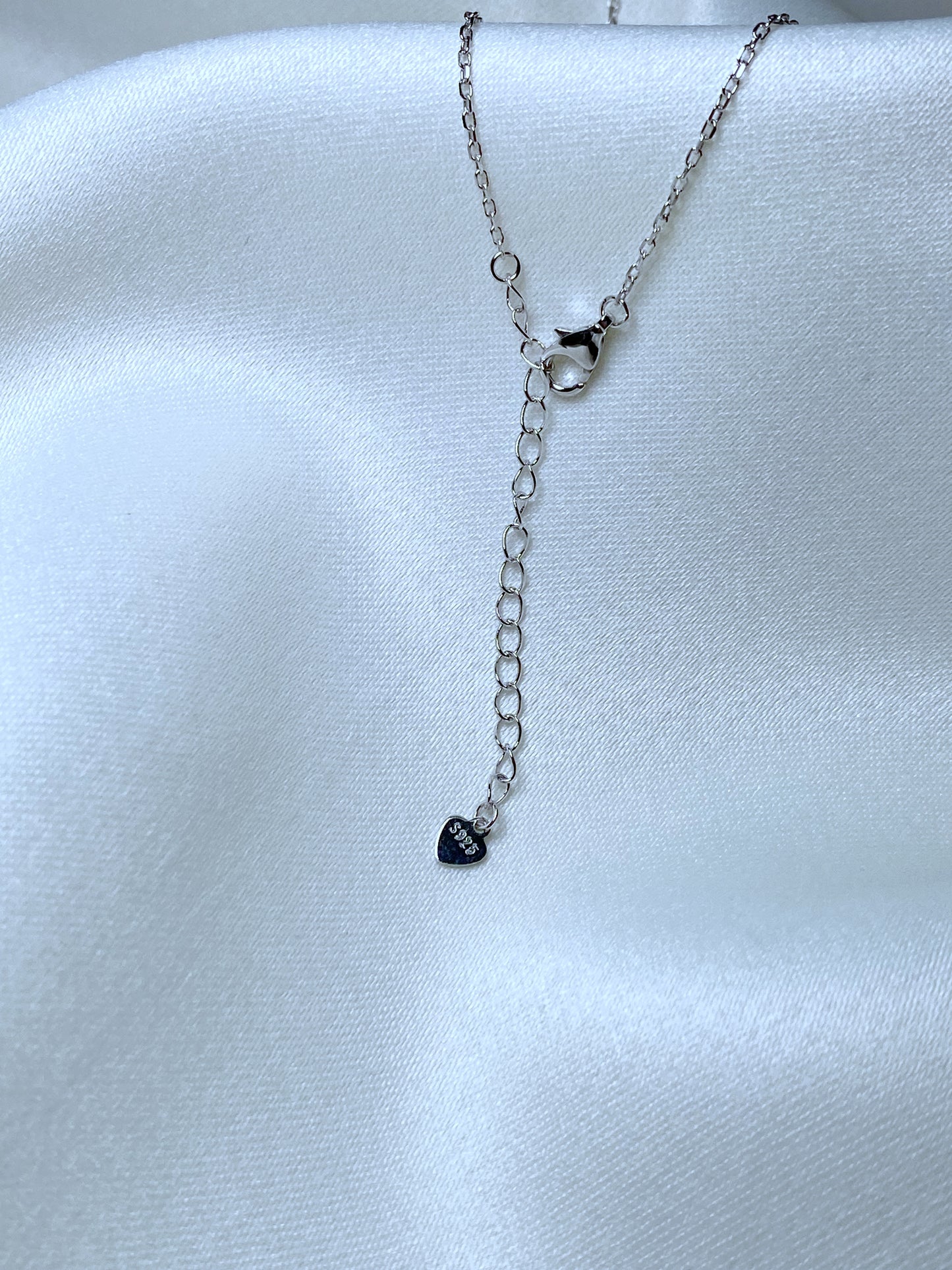 Cadenita Luna y mariposita