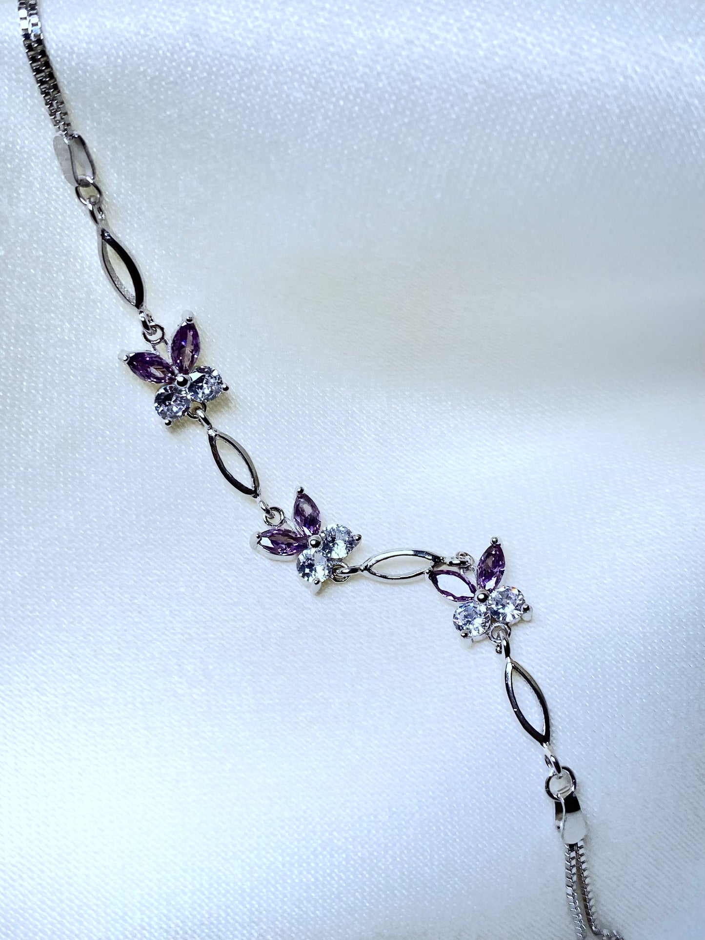 Pulserita Elara