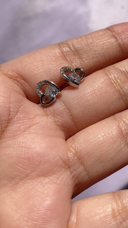 Aretes corazón y circonia